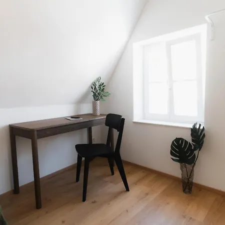 Lägenhet Zeitwohnhaus